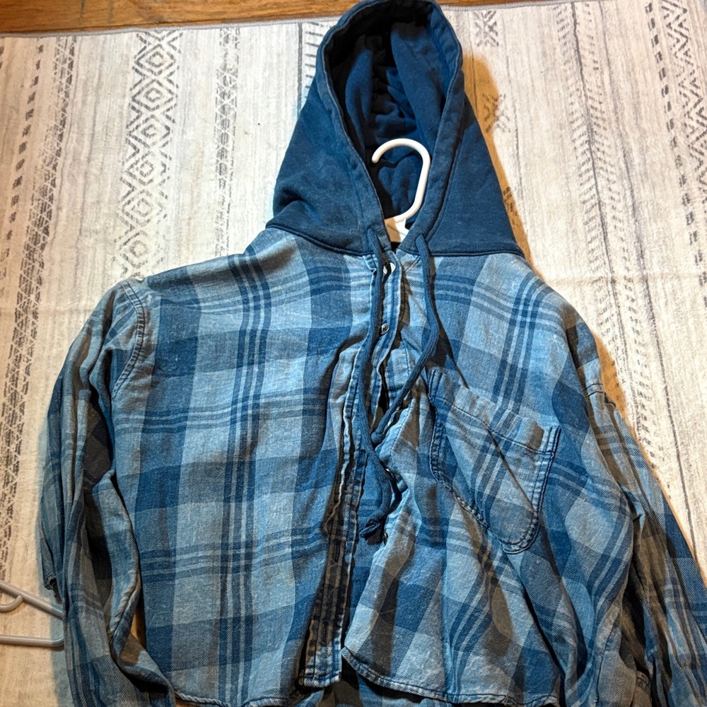 American Eagle Outfitters Blue Plaid Jacket